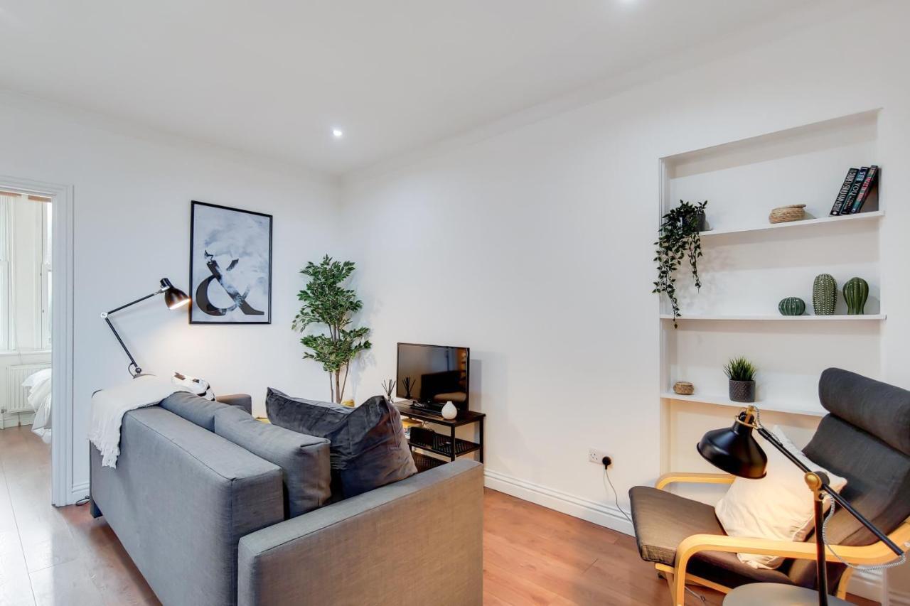 Welcomestay Tooting Broadway 3 Bedroom Apartment Лондон Екстериор снимка